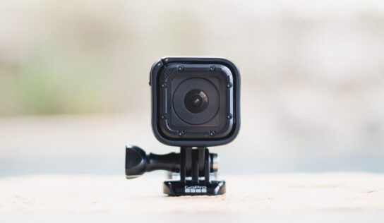 Walmart brings DoorDash into grocery delivery