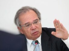 Números do setor de máquinas e equipamentos foram apresentados ao ministro da Economia