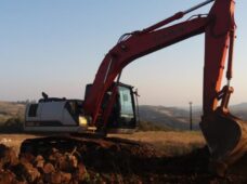 Escavadeira da Link-Belt sucesso no Brasil é lançada nos outros países América Latina