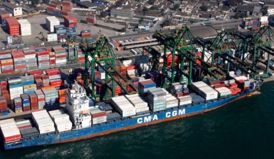 Porto de Santos: leilão de terminais gerará R$ 420 milhões de investimentos