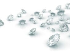 Anglo American: sob o brilho dos diamantes e do ouro