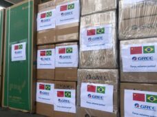 Gree Brasil doa purificadores de ar, máscaras médicas e óculos de proteção para hospital de Manaus