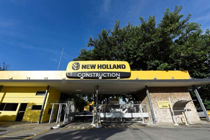 New Holland Construction faz atendimento via WhatsApp