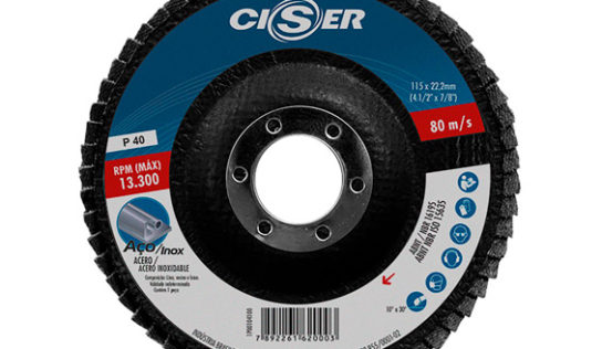 Soluções industriais em discos para limpeza de superfícies metálicas