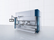 Incorporação de tecnologia dobra produção de máquinas de corte