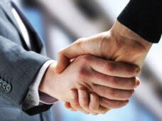 TeamViewer adquire empresa de Realidade Aumentada Ubimax