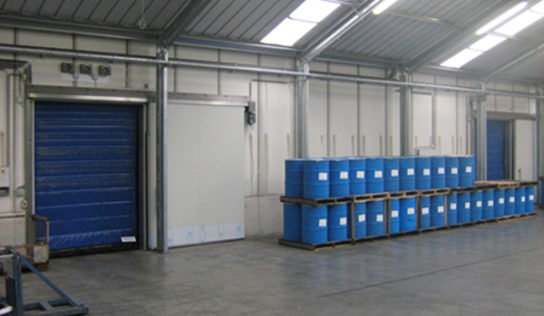 Linha de portas rápidas com foco na indústria do frio