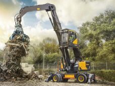 Nova opção de escavadeira traz ganhos em produtividade, com novidades em segurança e conforto