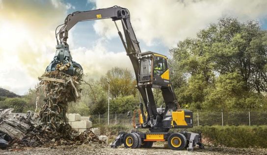 Nova opção de escavadeira traz ganhos em produtividade, com novidades em segurança e conforto