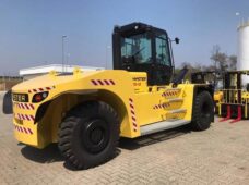 Fabricante de empilhadeira comemora vendas para mineração