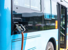 Aliança ZEBRA anuncia a expansão de ônibus elétricos na América Latina