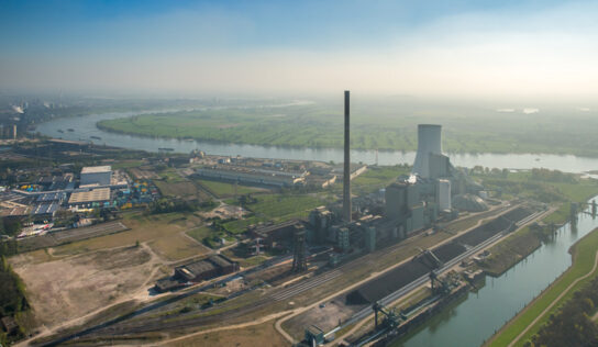 Projeto de hidrogênio verde para aplicação em alto-forno avança na Alemanha