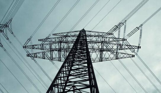 Dez estados brasileiros beneficiados por investimento a distribuidoras de energia