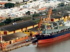 BNDES estuda revitalização e desestatização do Cais Mauá, em Porto Alegre