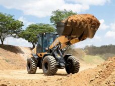 Equipamentos de construção ganham programa de reforma certificada com garantia do fabricante