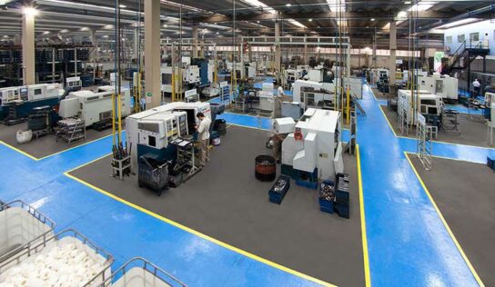 Fabricante de empilhadeiras remodela planta para garantir competitividade