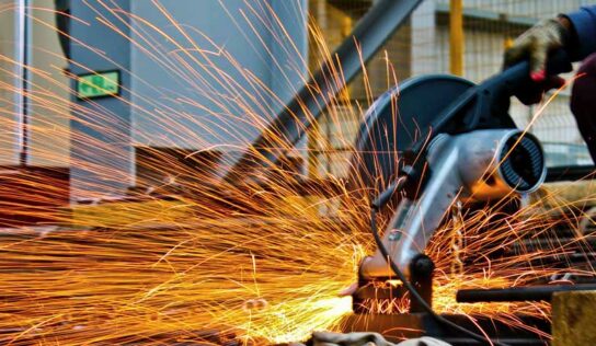 Parceria leva indústria a investir em máquinas e equipamentos brasileiros