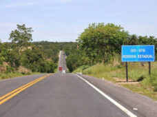 BNDES e Goiás assinam contrato para conceder 1,14 mil km de rodovias