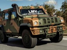 Fabricante aprimora motor para uso em veículo de defesa