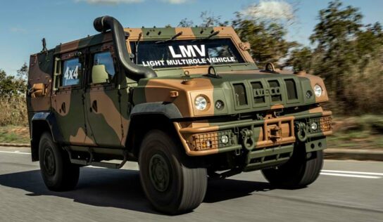 Fabricante aprimora motor para uso em veículo de defesa