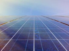 Crescem investimentos próprios em usinas de fontes renováveis