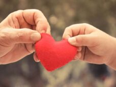 John Deere lança campanha nacional para arrecadação de alimentos