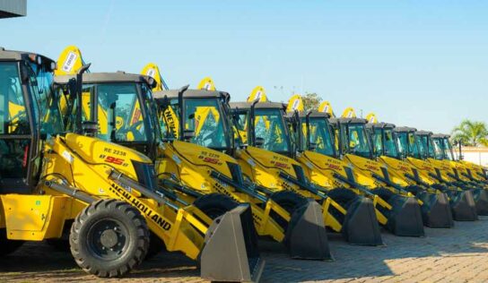 Coesul adquire dez retroescavadeiras para renovar frota