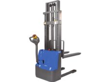 Bovenau desenvolve empilhadeira elétrica com partida suave