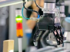 Robôs móveis, automação e alta tecnologia impactam centros de distribuição