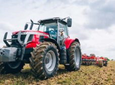 Máquinas agropecuárias lançadas em evento global chegam ao Brasil em 2023