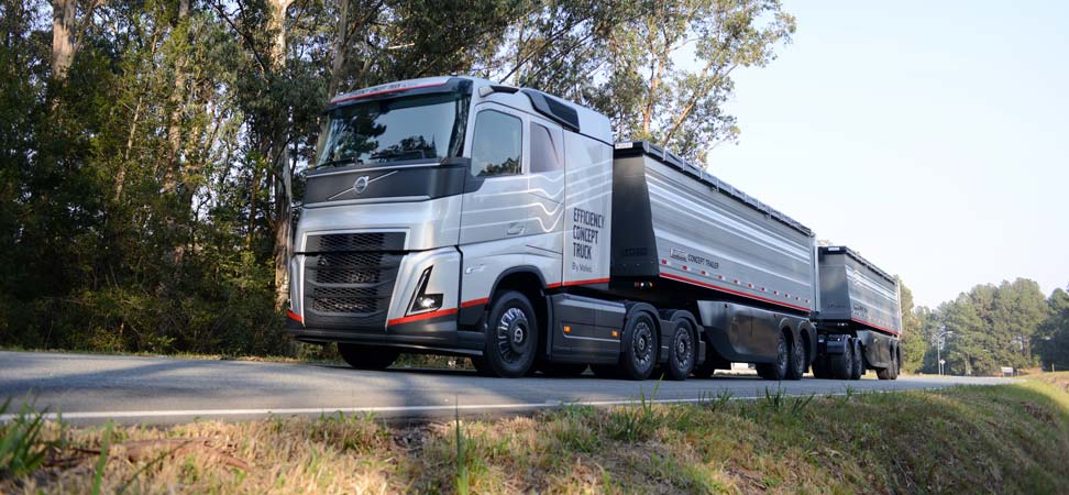 Caminhão graneleiro do futuro criado no Brasil será testado na rota dos grãos