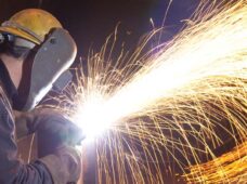 Erros comuns de corte a plasma que afetam a vida útil dos consumíveis, alerta fabricante