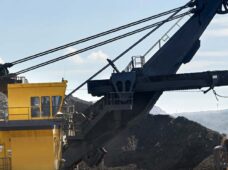 Mais de 2.000 produtos de alto desempenho para mineração, cimento e siderurgia