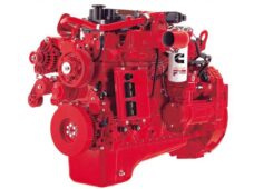 Motores compactos e econômicos para embarcações e iates