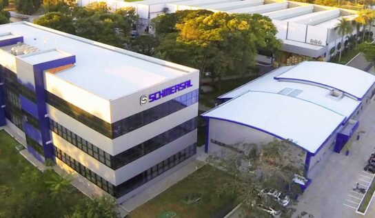 Fabricante em sistemas de segurança para máquinas cresce 40% em 2021