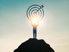 A iniciativa privada investe, inova e comprova capacidade técnica