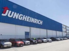 Aos 20 anos de Brasil, empresa de intralogística investe em nova política comercial