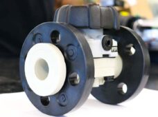 Tecnologias em plástico ajudam a evitar corrosão na passagem de fluidos e gases