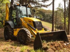 Máquinas de construção obtêm máxima versatilidade de uso no agronegócio