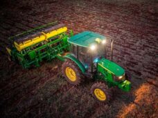 John Deere avança como Innovation Partner do AgTech Garage