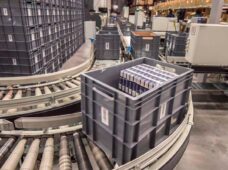 Expansão em área de armazém automatizado suporta novos atendimento