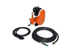 Lavadora industrial de média pressão tem mangueira de 15m com esguicho reforçado