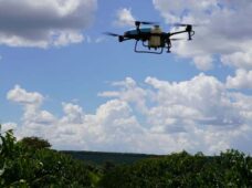 Empresa global de drones agrícolas estreia no Brasil na Agrishow