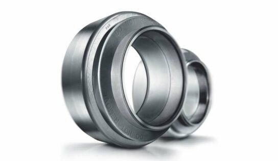 Fabricante orienta como fazer a troca segura de rolamentos de roda em comerciais pesados