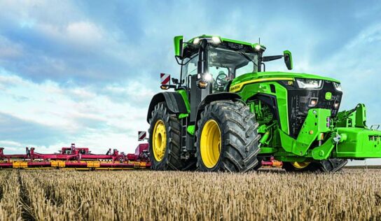 John Deere adquire fábricas da Deere-Hitachi