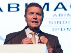 Seis anos de ações estruturantes em âmbito interno, setorial e institucional