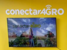 Simulador mostra a economia promovida pela conectividade no campo