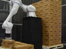 FEIMEC: Para fabricante, interesse dos visitantes confirma aquecimento do mercado