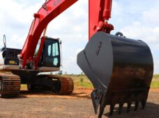 Fabricante dá dicas para escolher a escavadeira ideal para cada obra