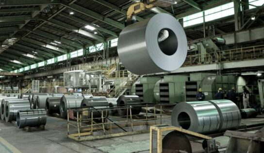 Empresa de aços planos especiais comemora vanguarda em balanço de carbono neutro